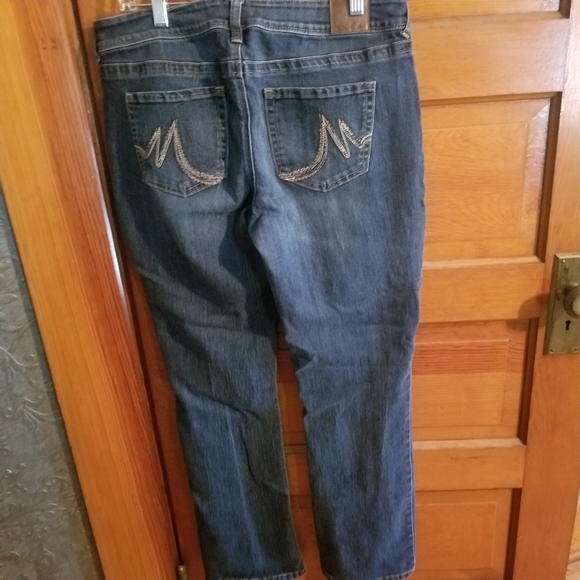 Maurices jeans.  Size 12.  Stretchy. - Picture 2 of 7